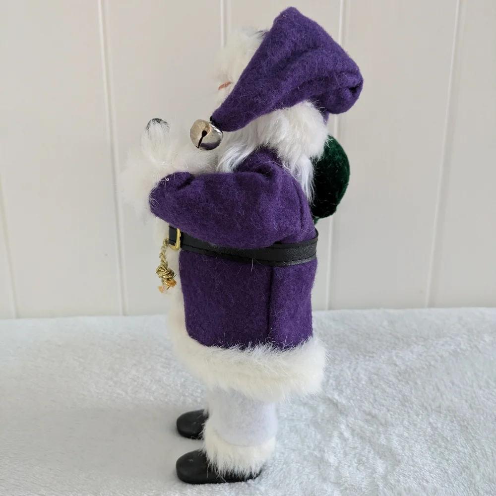 Santa Claus Figurine - Picture 4 of 5